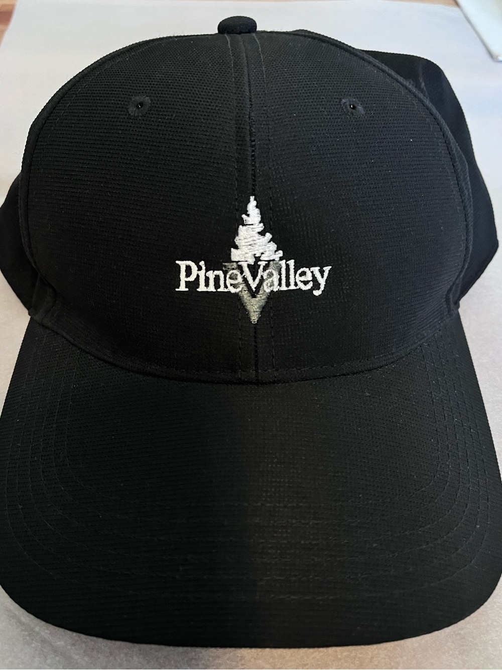 NWT Pine Valley Country Club PUMA Black Cresting Adjusting Golf Cap NOT PV NJ